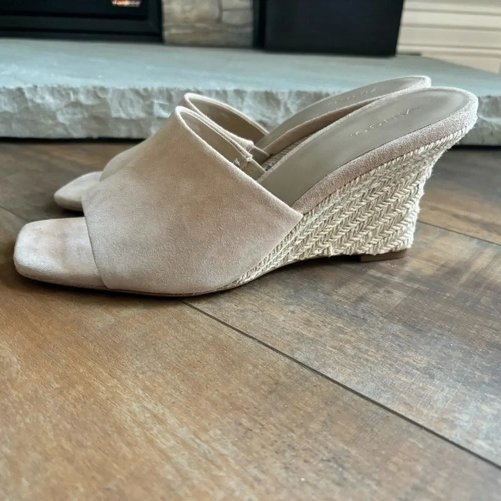 Vince Women's Size 8.5‎ Pia Wedge Espadrille Slide Taupe Clay Sandals